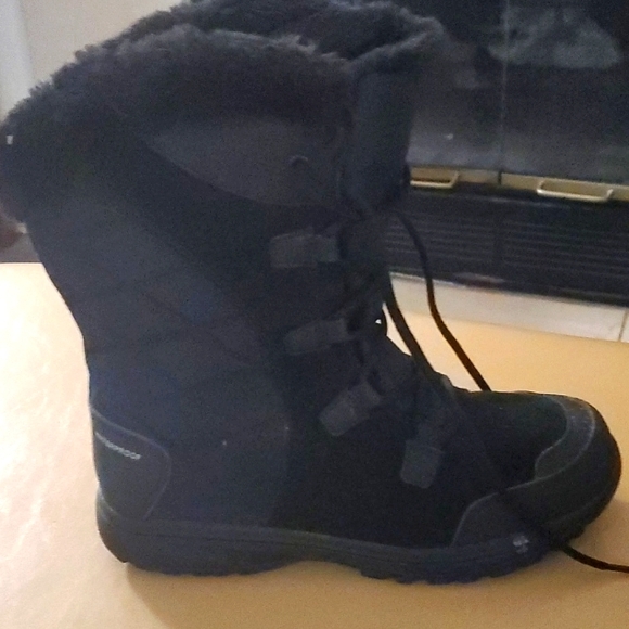 Columbia Boots NWT - NIB Women's Ice Maiden II Boots - Black - Picture 5 of 9